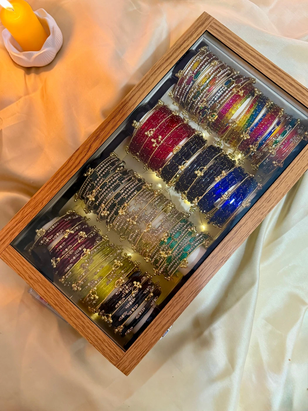 KADAM Premium 4 Row Kashmiri Bangle Gift Box – 144 Pcs Kashmiri Bangles with 48 Pcs Ghungroo | Luxury Wooden Gift Box (Box included ) - 9