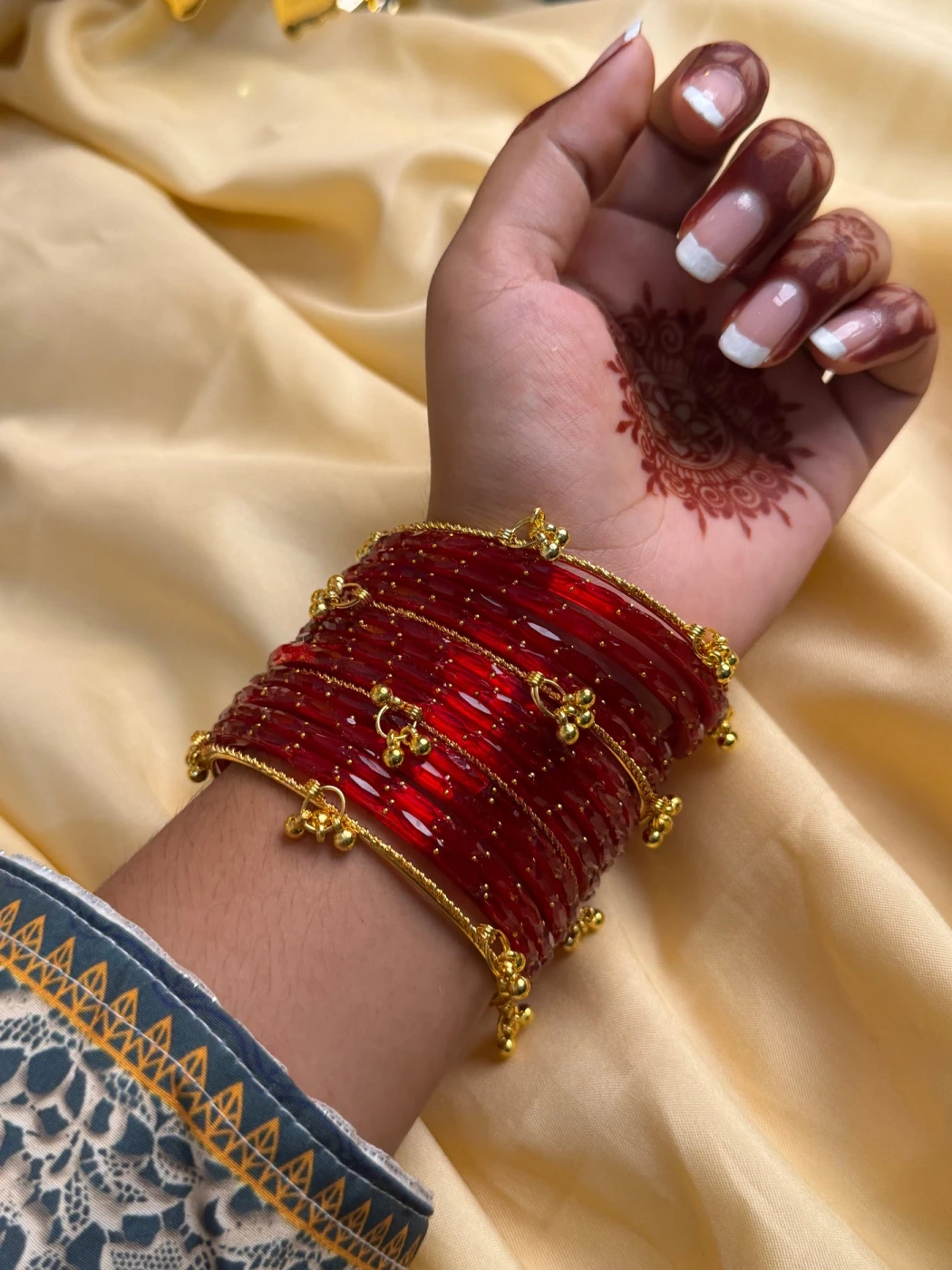 Kashmiri Jhumka Raindrop Red Bangles - 9
